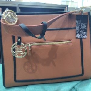 Medium size handbag